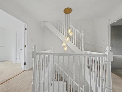 Property image 6 of home to let in The Lawns, Shenley Radlett